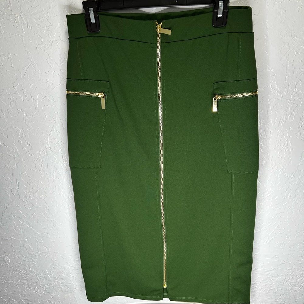 Olivia Blu Green Zippered Pencil Skirt , stretchy, pull up size Large - Picture 2 of 7